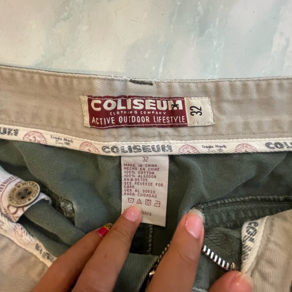 shorts - Picture 3 of 3